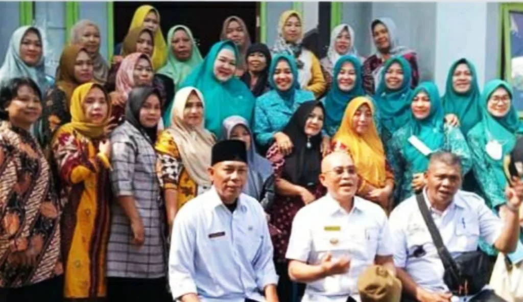 Ngantor di Desa Suka Negeri, Gusnan : Ayo Adik Sanak Kita Duduk Bersama