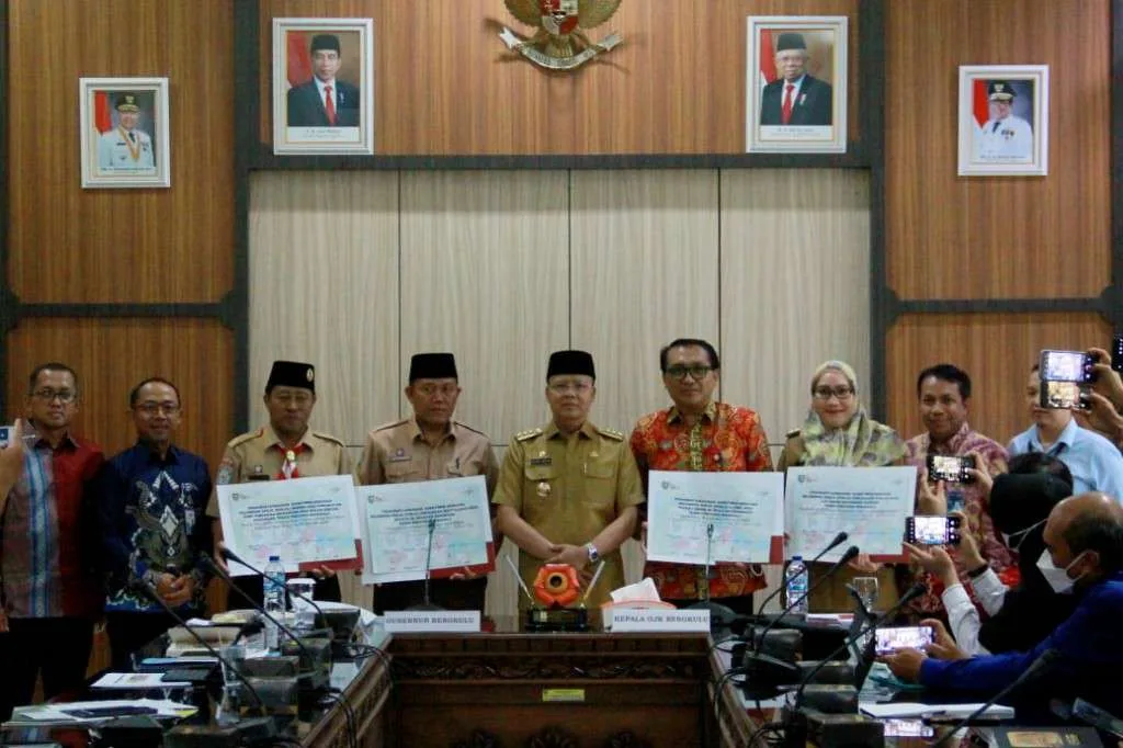 Perangi Rentenir, Gubernur Rohidin Minta Bank Masifkan Sosialisasi KUR