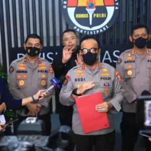 Polri Tangkap Buronan Negara Jepang Yang Kabur ke Indonesia