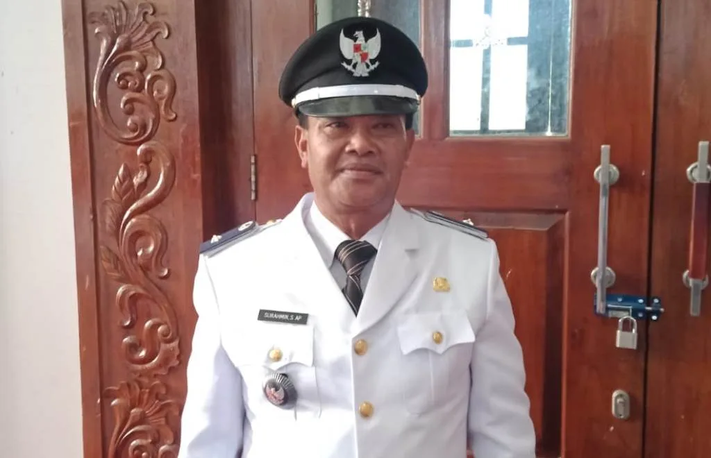Surahmin, Dilantik Bupati Mukomuko untuk Kembali Memimpin Desa Pasar Baru