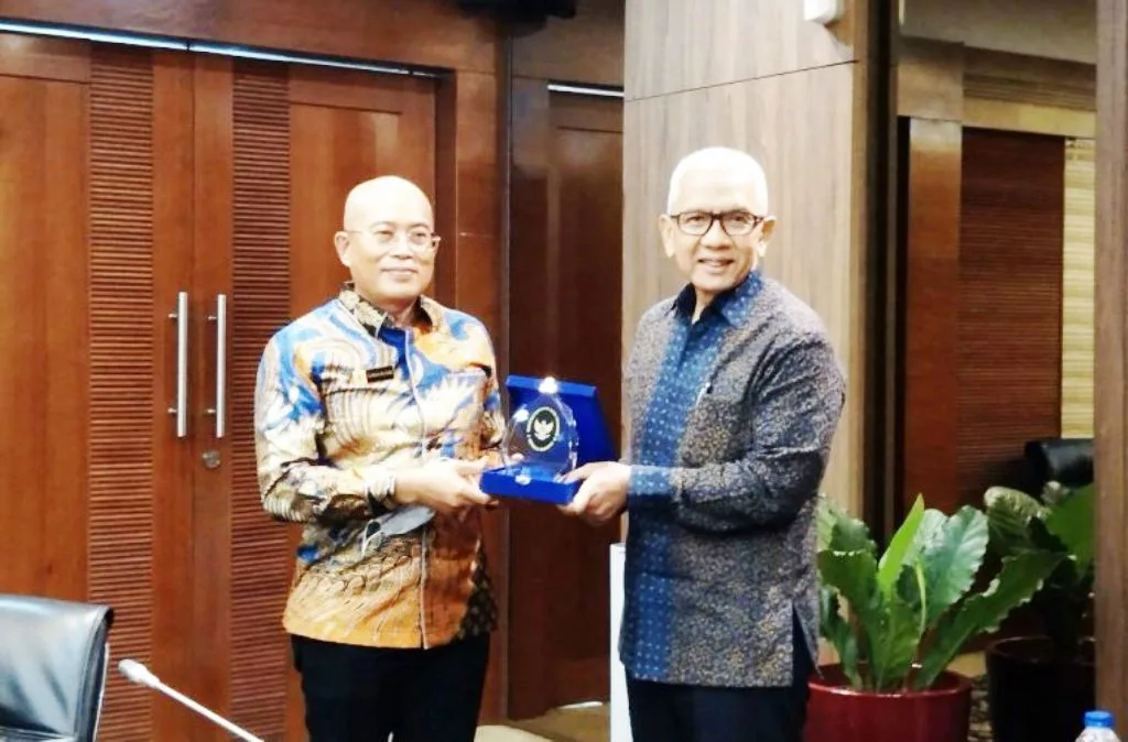 Terus Genjot Perkembangan Kios Sekundag, Bupati BS Audiensi ke Kementrian