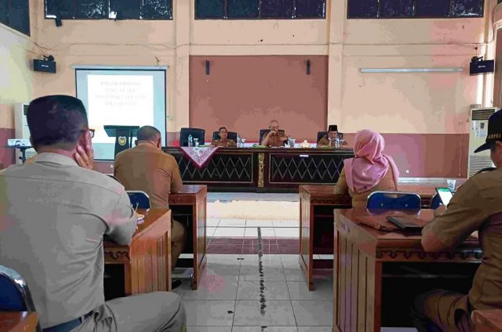 Tindaklanjuti LHP BPK RI Bupati Gusnan Gelar Rakor Dengan Seluruh OPD