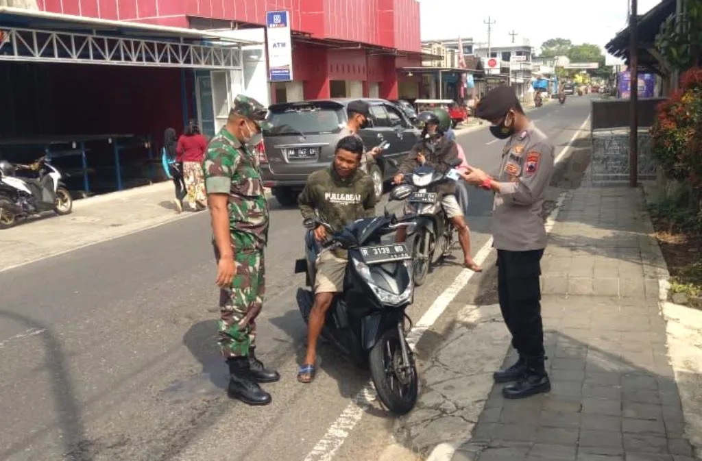 Antisipasi Penyebaran Covid-19, Polres Banjarnegara Terus Kampanye Prokes