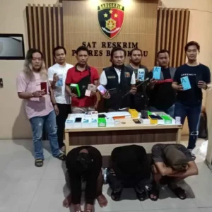 Bobol Konter Handphone, Tiga ABG Berhasil Ditangkap Bobol Konter Handphone, Tiga ABG Berhasil Ditangkap