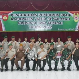 Kapok Sahli Pangdam IV/Dip Kukuhkan Ketua PPAD Jateng Yang Baru