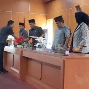 LPJ APBD Bengkulu Tengah Tahun 2021 Dikritik 7 Fraksi DPRD