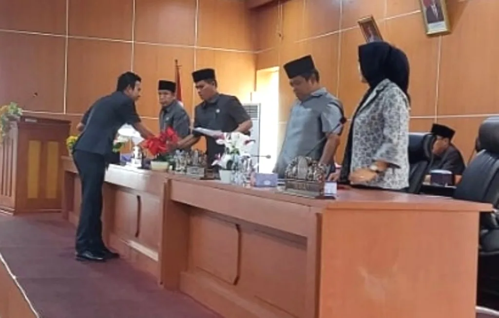 LPJ APBD Bengkulu Tengah Tahun 2021 Dikritik 7 Fraksi DPRD