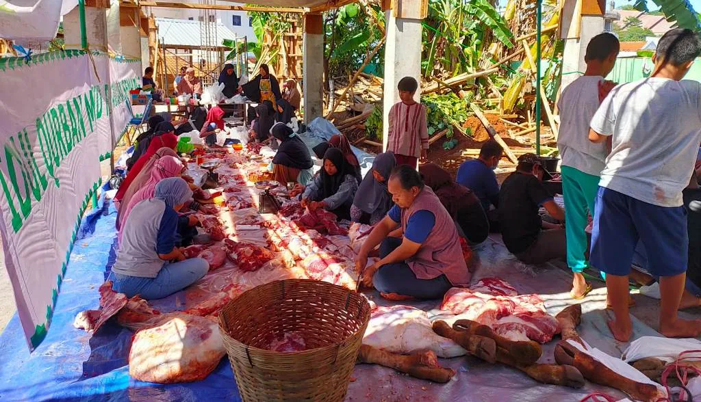 Masjid Raya Candi Lama Hari ini Sembelih 5 Ekor Sapi dan 9 Kambing