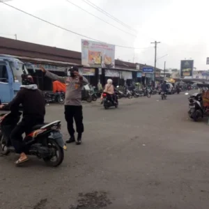 Polres Banjarnegara Gelar Pengamanan Preventif Pagi Hari Polres Banjarnegara Gelar Pengamanan Preventif Pagi Hari