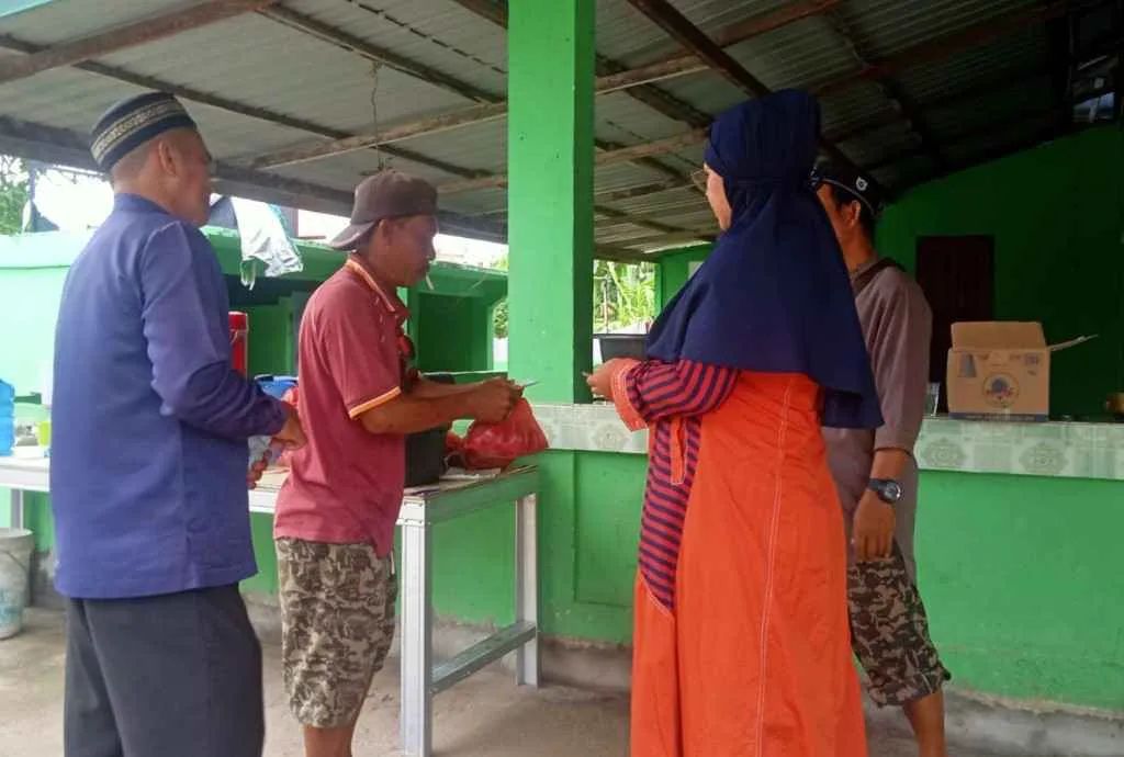 Rayakan Idul Adha, Warga Kolong Atas Sembelih Tiga Ekor Sapi dan Kambing