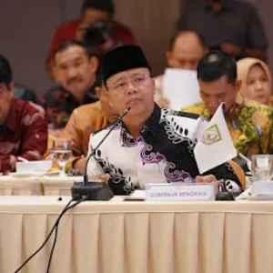 Saat Rakor se-Sumatera, Gubernur Bengkulu Sorot Harga Sawit