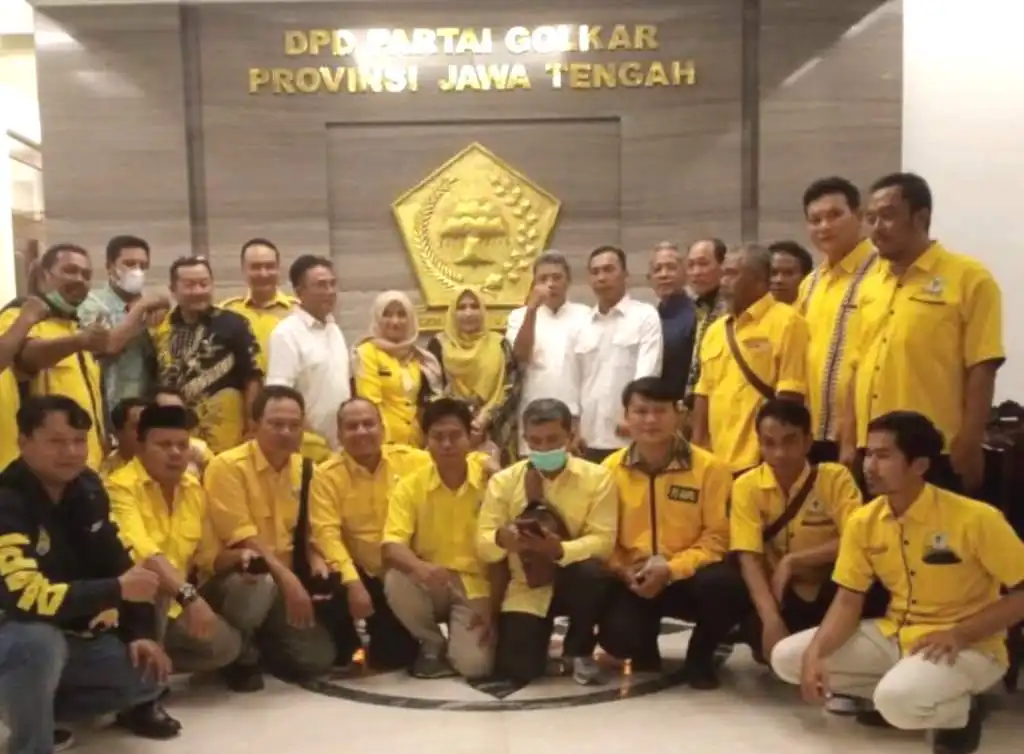 Sowan ke DPW Jateng, Teguh : Partai Golkar Brebes Tetap Solid