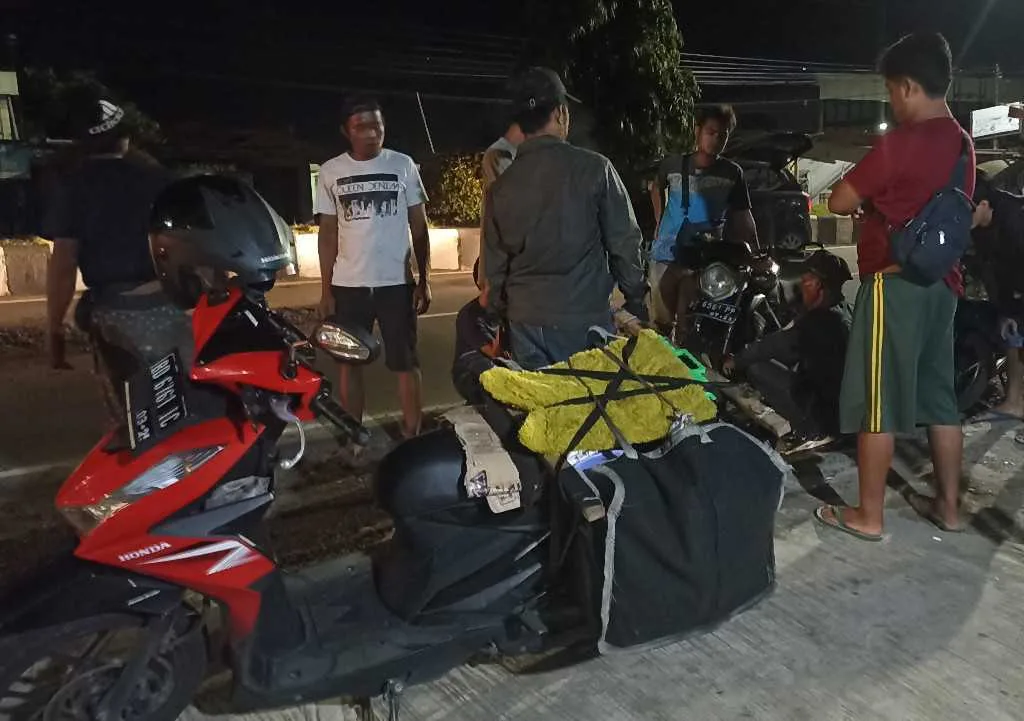 Tambal Sulam Jalan DP Negara Telan Korban, Dua Kendaraan Kecelakaan Tersangkut Kabel Putus
