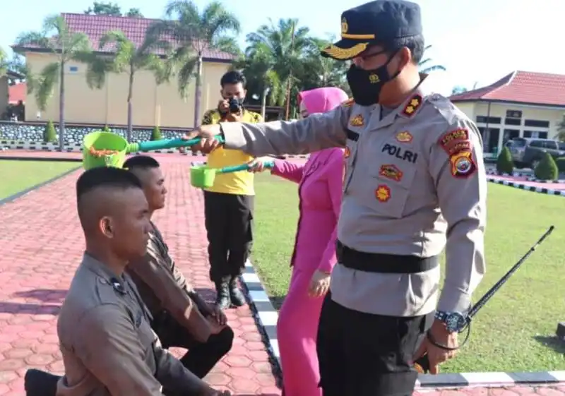 Tutup Orientasi Bintara Remaja, Kapolres Mukomuko : Jadilah Polri Bijak Dan Presisi