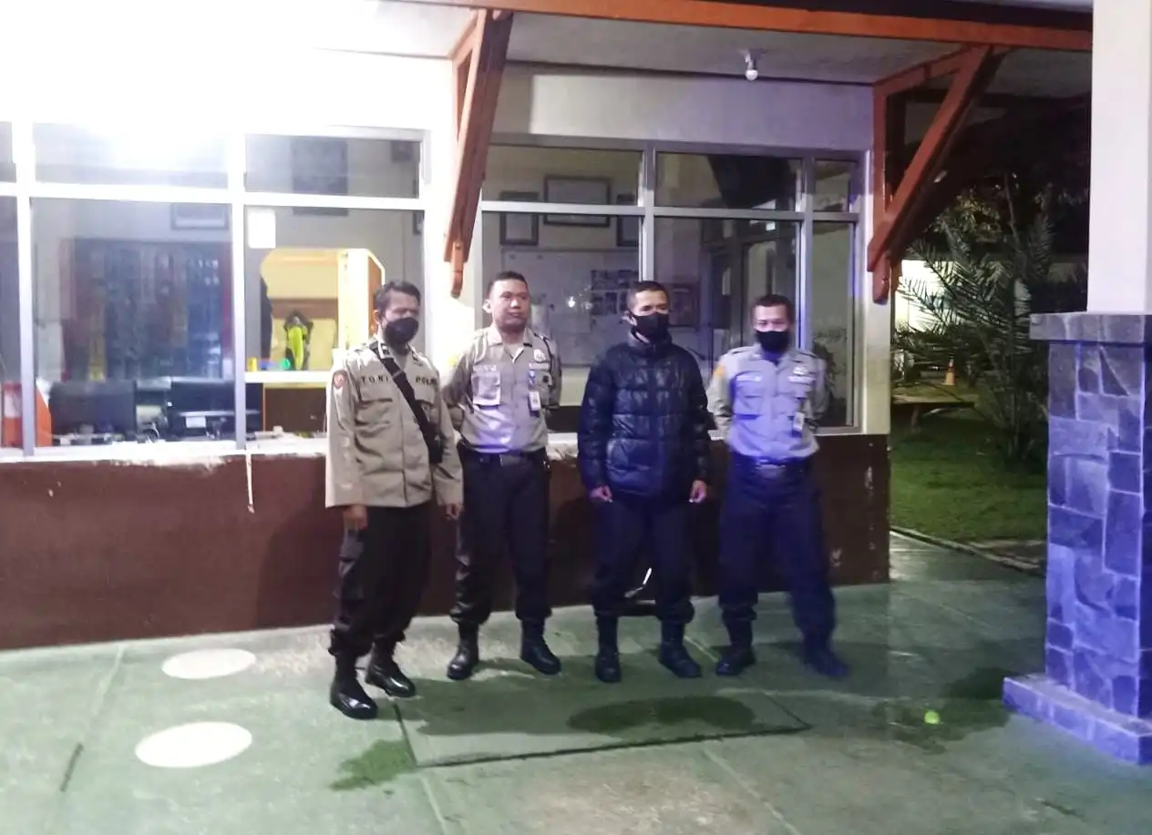 Antisipasi Gangguan Kamtibmas dan Kamseltibcarlantas, Polres Banjarnegara Patroli Dini Hari