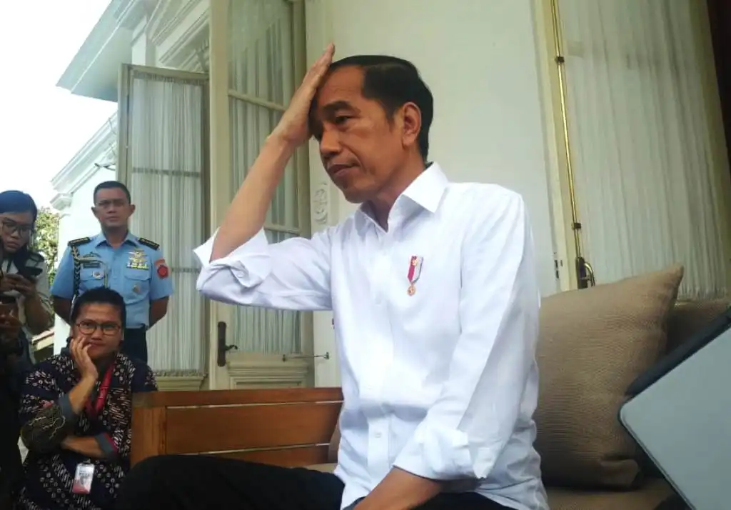 Berkali-Kali Jokowi Sebut ?Kita Bodoh?, Ini Penyebabnya Kontroversi Pengakuan Mantan Ketua KPK, Ini Dampaknya Terhadap Jokowi Prabowo-Gibran Memimpin dalam Quick Count Pilpres 2024, Jokowi: Tunggu Hasil Resmi KPU Jelang Pensiun, Jokowi Mulai Pindahkan Barang dan Kambing ke Solo Jokowi dan Keluarga Resmi Tak Lagi Jadi Bagian PDIP KPK Diminta Usut Laporan Baru, Jokowi Tanggapi Santai Tuduhan Korupsi