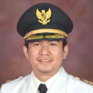Dari Balik Jeruji Besi, Tersangka Korupsi 150 Miliar Tetap Dilantik Jadi Kades Dari Balik Jeruji Besi, Tersangka Korupsi 150 Miliar Tetap Dilantik Jadi Kades