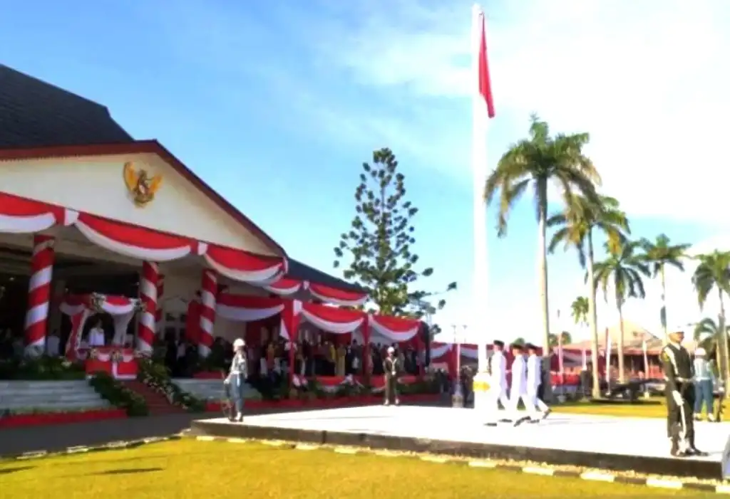 Gubernur Bengkulu Jadi Inspektur Upacara Peringatan HUT Kemerdekaan RI ke-77