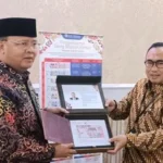 Gubernur Rohidin Terima Uang Emisi Terbaru dari BI Bengkulu