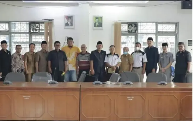 Harga Anjlok, Komisi II DPRD BS Lakukan Hearing Dengan Perusahaan Sawit