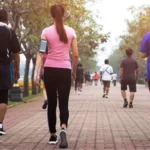 Jalan Kaki Selama 2 Menit Usai Makan, Efektif Turunkan Gula Darah