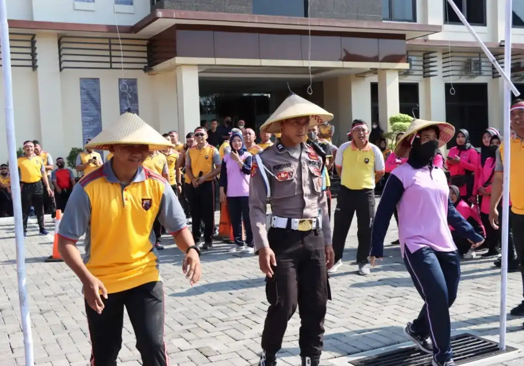 Jelang HUT RI ke-77, Polres Demak Meriahkan dengan Berbagai Lomba