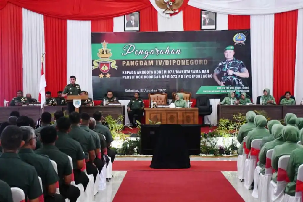 Kunjungi Korem 073/MKT, Pangdam IV/Dip : Jadi Prajurit Tidak Mudah