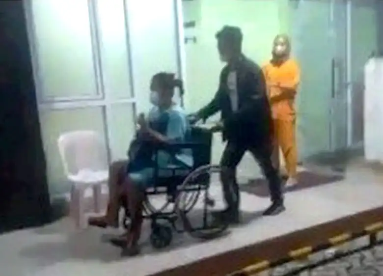 Operasi Sesar Selesai, Indah : Terima Kasih Bupati, Kadinkes dan Pihak RSUD M Sani