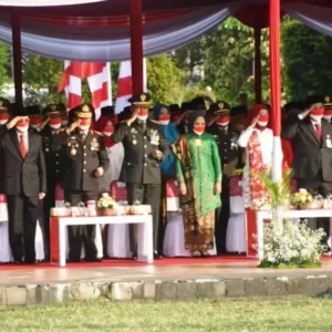 Pangdam IV/ Diponegoro Hadiri Upacara Peringatan HUT Ke-77 Kemerdekaan RI Pangdam IV/ Diponegoro Hadiri Upacara Peringatan HUT Ke-77 Kemerdekaan RI