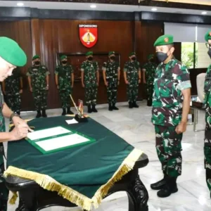Pangdam IV/Diponegoro Pimpin Sertijab Kakudam IV/Diponegoro