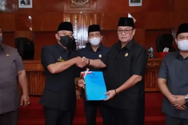 Paripurna DPRD BS Agenda Nota Pengantar Bupati Atas Perubahan Perda No 9 Tahun 2016