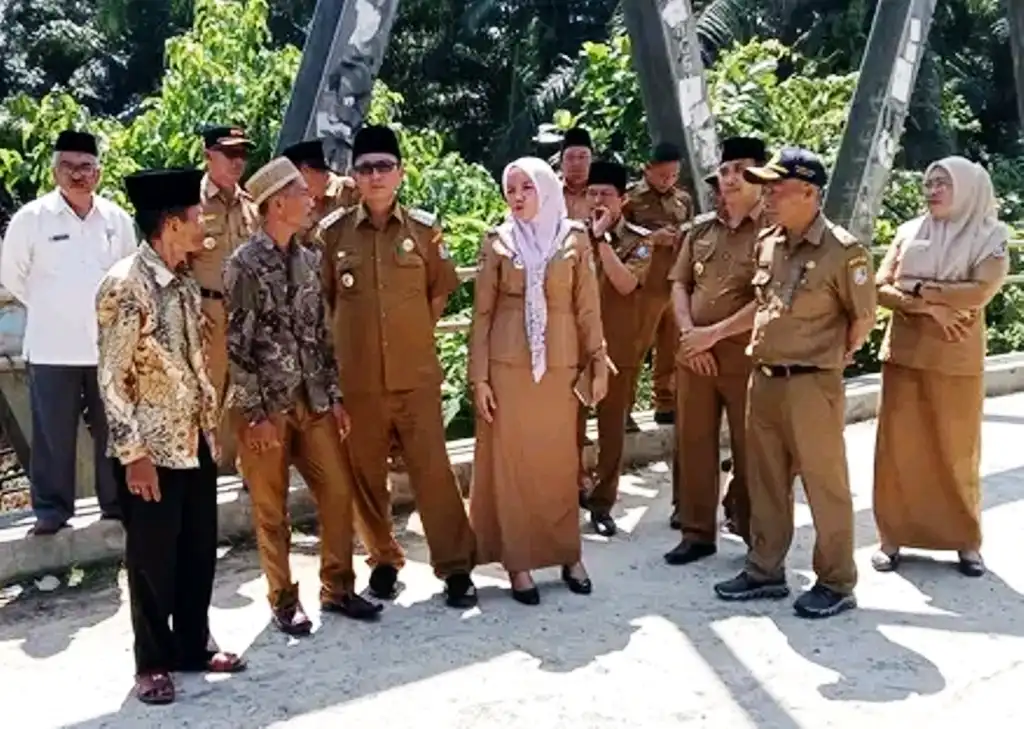 Peduli, Bupati Kaur dan Wabup Sambangi Wilayah Terdampak Banjir