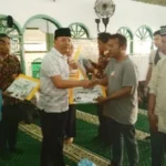 Peduli Korban Kebakaran, Gubernur Rohidin Beri Bantuan