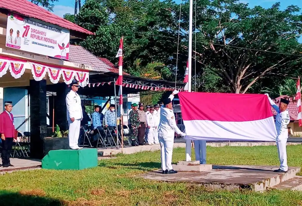 Peringati HUT RI ke-77, Kecamatan Bingin Kuning Gelar Upacara Bendera
