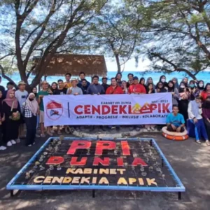 PPI Dunia Tanam Terumbu Karang untuk Selamatkan Ekosistem Laut Banyuwangi