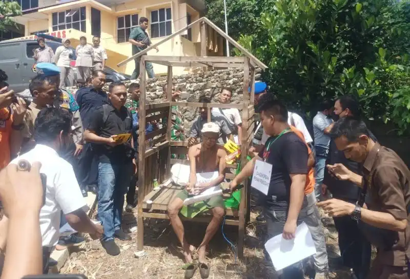 Rekonstruksi Pembunuhan Anggota TNI di Seluma