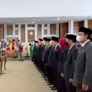 Sekda Hamka Lantik Puluhan Pejabat Pemprov Bengkulu dan Kepala Sekolah Baru Sekda Hamka Lantik Puluhan Pejabat Pemprov Bengkulu dan Kepala Sekolah Baru