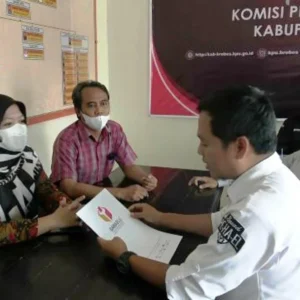 Tindaklanjut Protes ASN Karena Tercantum di SIPOL, Bawaslu Brebes Datangi KPU Setempat Tindaklanjut Protes ASN Karena Tercantum di SIPOL, Bawaslu Brebes Datangi KPU Setempat
