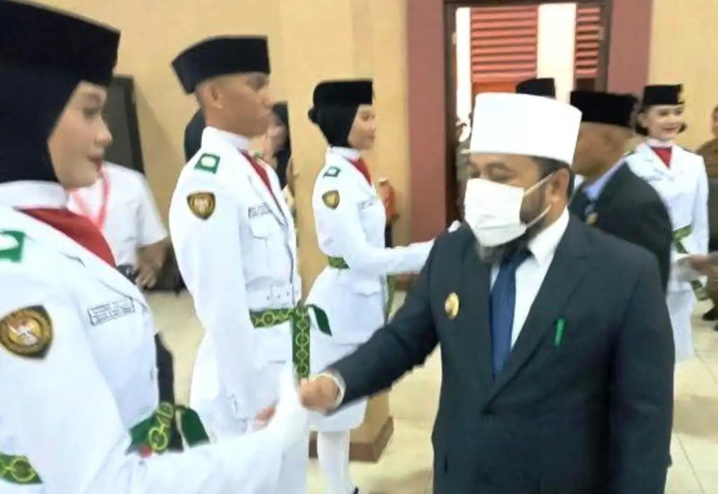 Wali Kota Helmi Ajak Paskibraka Kota Bengkulu ke Singapura