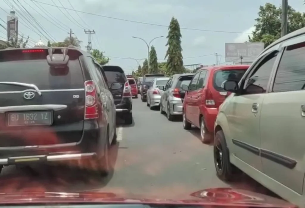 Acara Nikahan Sebabkan Kemacetan, Lima Penumpang Ketinggalan Pesawat