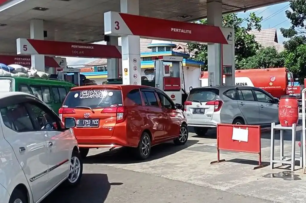 Aturan Baru Pertamina, Mobil Cuma Bisa isi Pertalite Maksimal Segini
