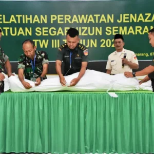 Bintaljarahdam IV/Diponegoro Gelar Pelatihan Perawatan Jenazah