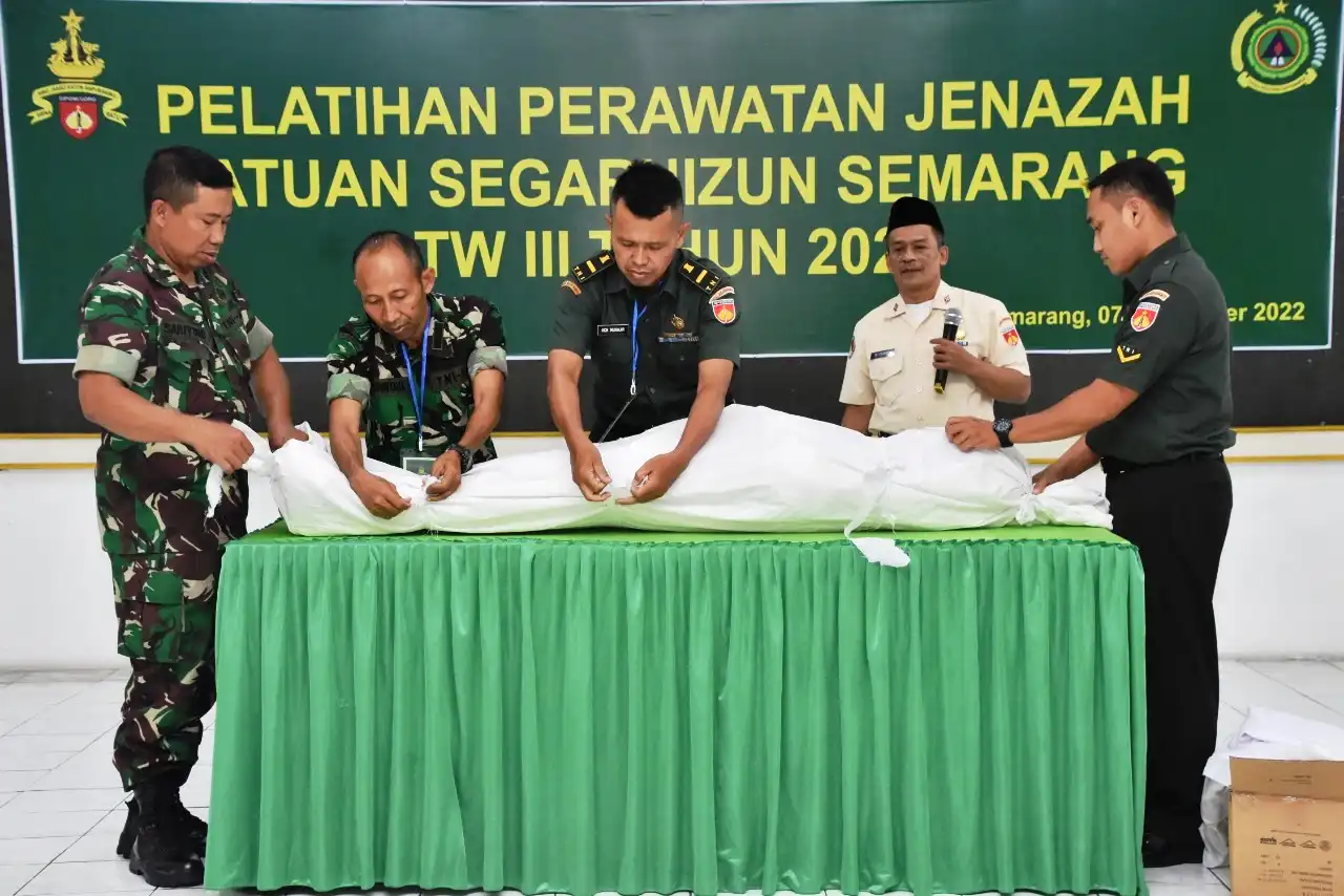 Bintaljarahdam IV/Diponegoro Gelar Pelatihan Perawatan Jenazah