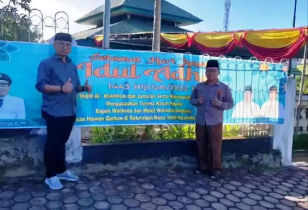 BPKAD Kota Bengkulu Serahkan Hewan Kurban Ke Masjid Mukhlisin