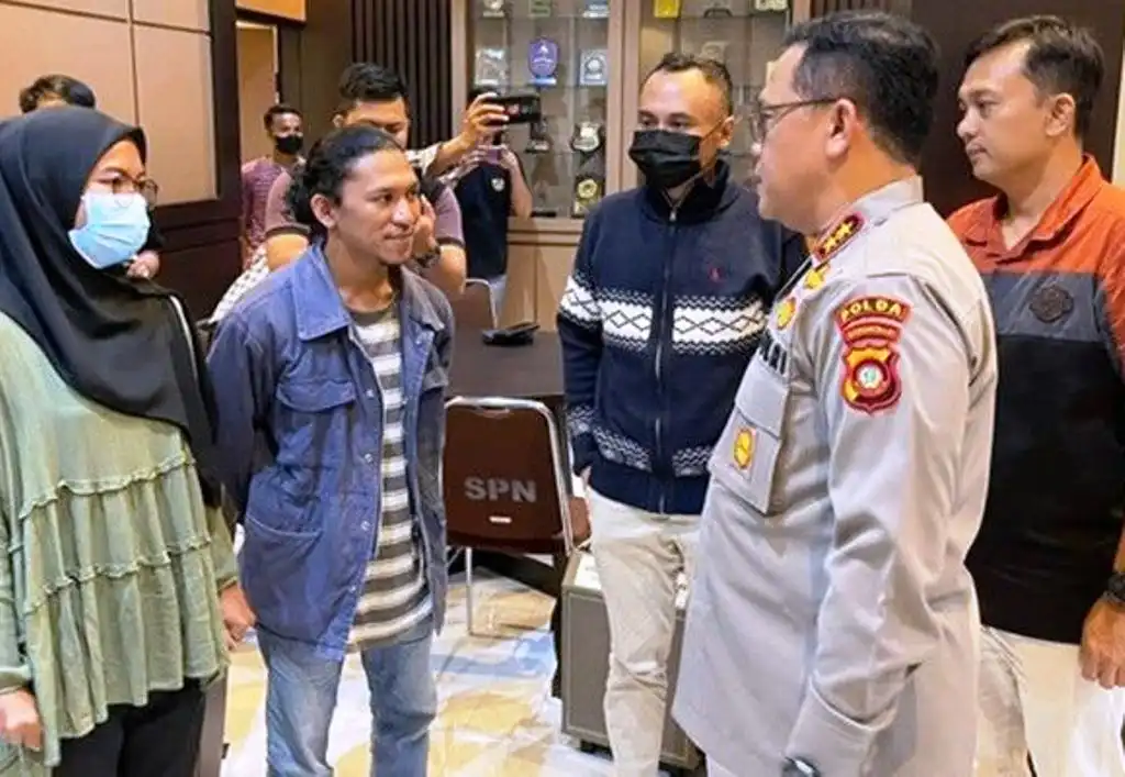Hina Presiden Saat Orasi Unjuk Rasa, Mahasiswa Ini Ditangkap