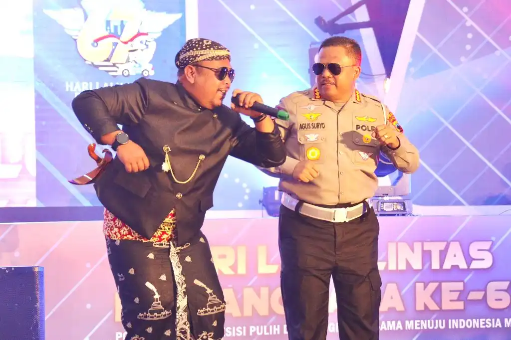 HUT Lalu Lintas ke-67, Polda Jateng Digoyang Abah Lala