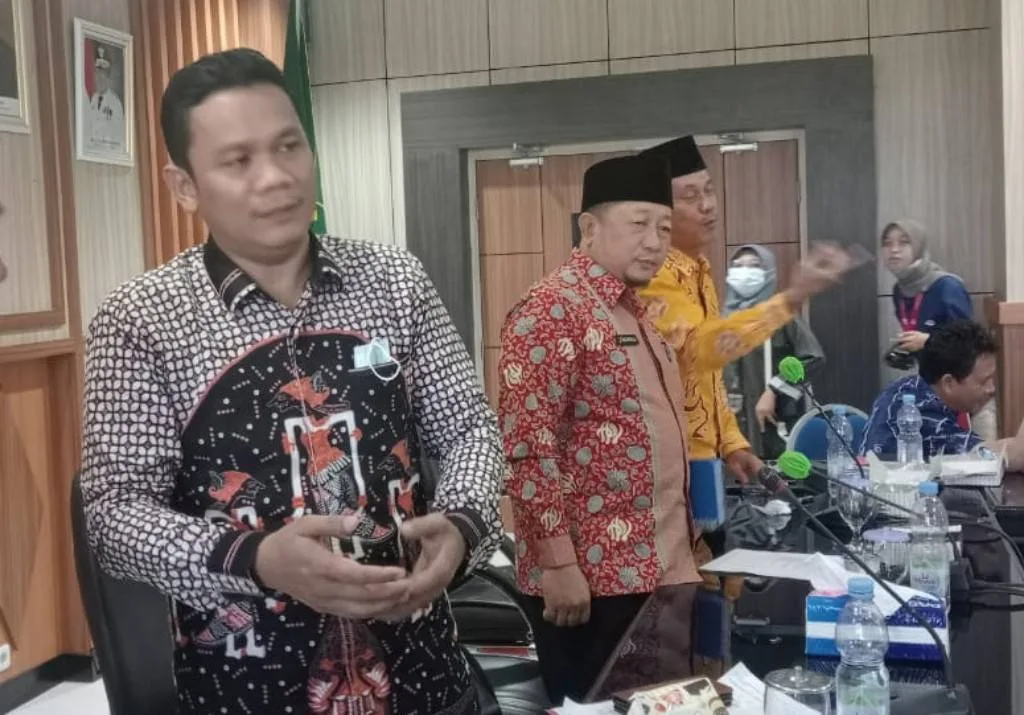 Jonaidi SP saat hadiri rapat persiapan pemberangkatan KTNA