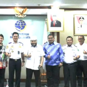 Kepala BPKAD Kota Bengkulu Dampingi Wali Kota Jajaki Transportasi Modern Kepala BPKAD Kota Bengkulu Dampingi Wali Kota Jajaki Transportasi Modern