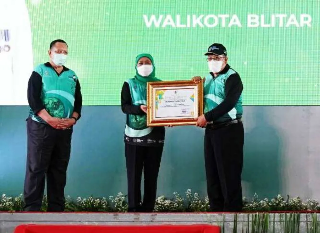 Kota Blitar Raih Penghargaan Pembina Proklim Terbaik Se-Jatim