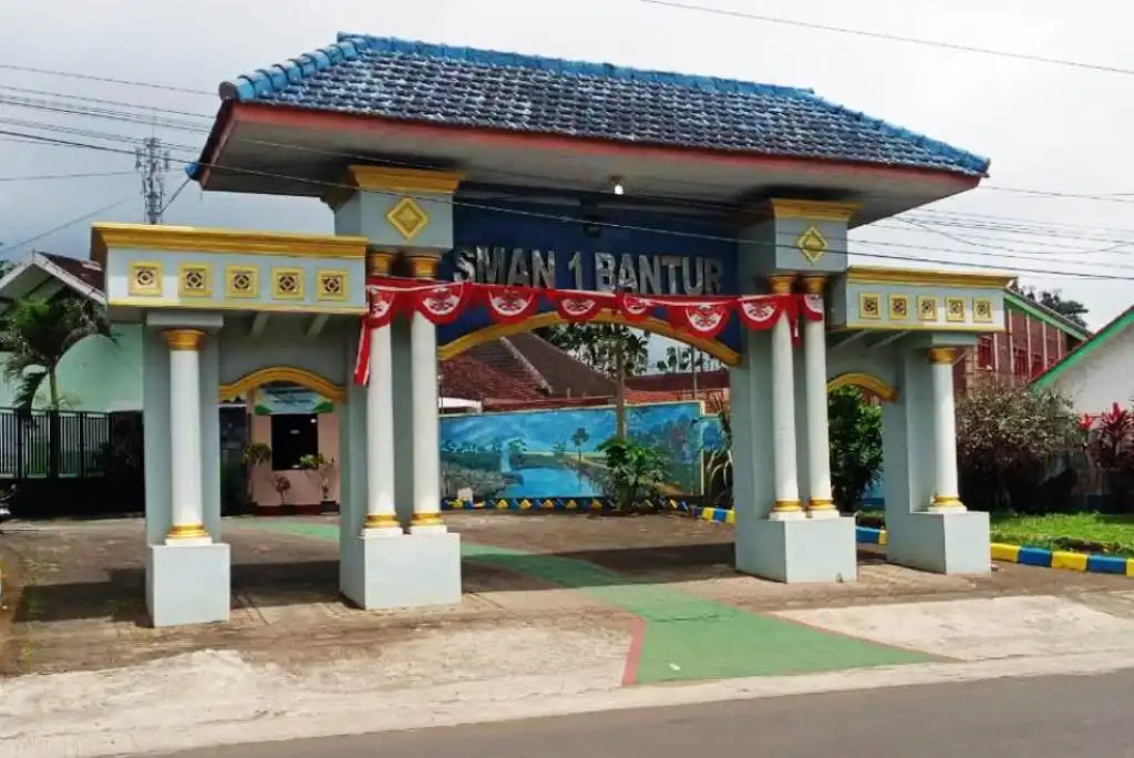 Mengupas Dugaan Pungli Modus Infaq di SMA Negeri 1 Bantur Malang